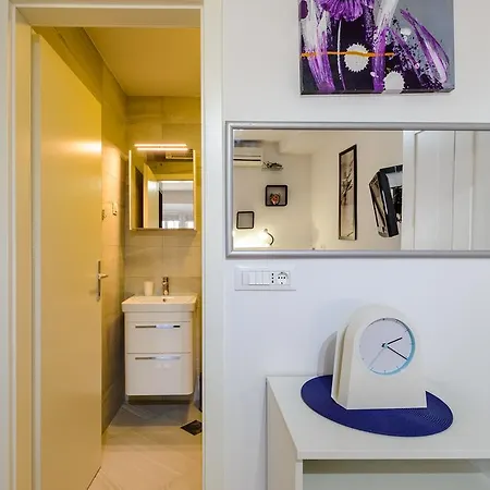 아파트먼트 미노 아파트 *